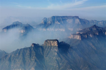 焦作十大风景名胜排行榜出炉，青龙峡景区入选，第四名有玻璃栈道